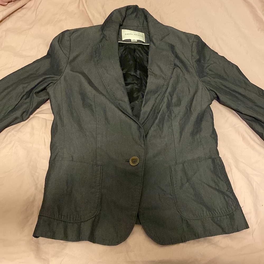 Grey blazer